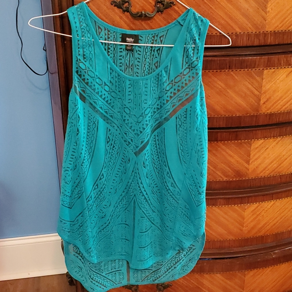 Mossimo top,